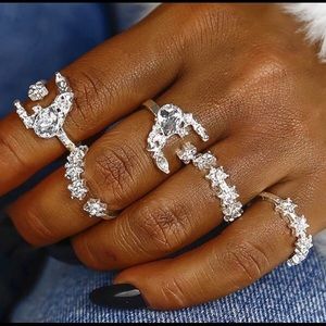 BOHEMIAN CRYSTAL MOON STARS RING SET